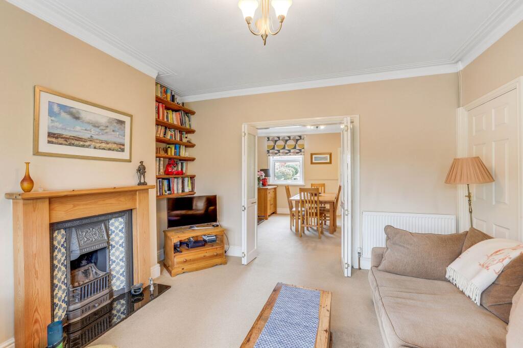 House in Mansfield - More
