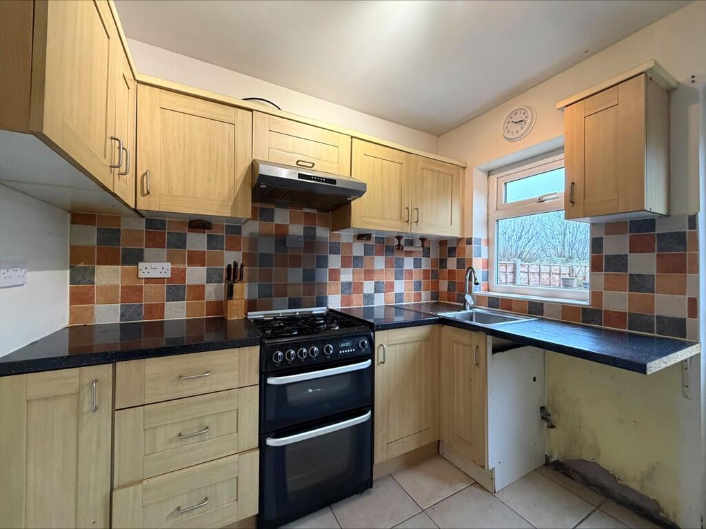 Melchett Crescent, Rudheath, Northwich photo 3