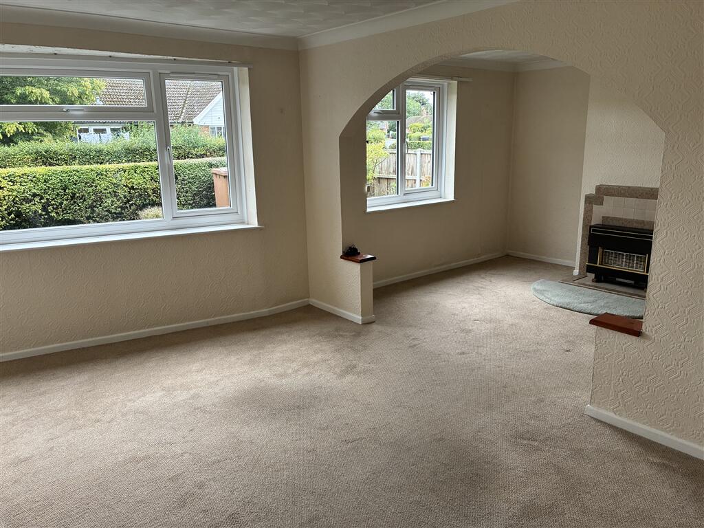 50 Lee Warner Avenue, Fakenham NR21 8ER photo 4