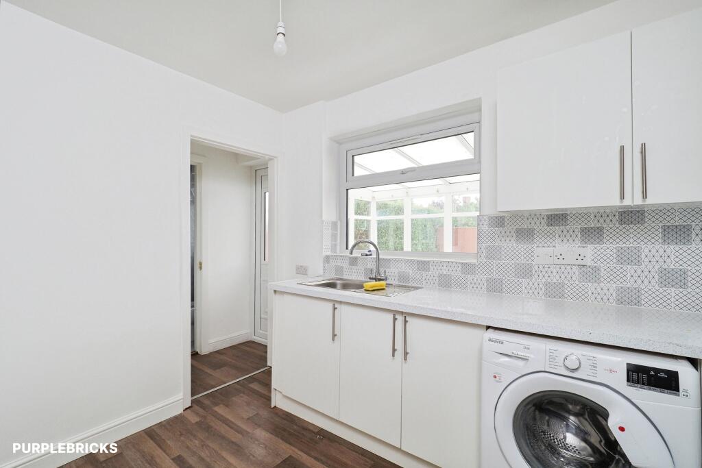 House in Nottingham - View 5