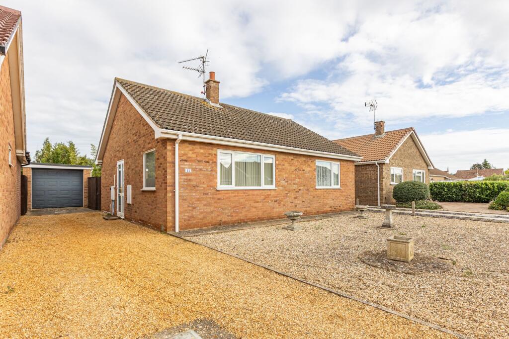 2-bed detached on Snettisham, £260,000
