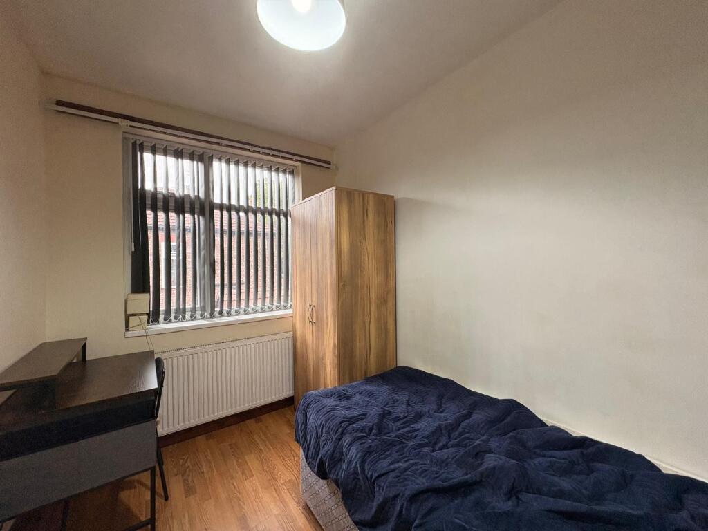 House in Manchester, Greater Manchester - View 4