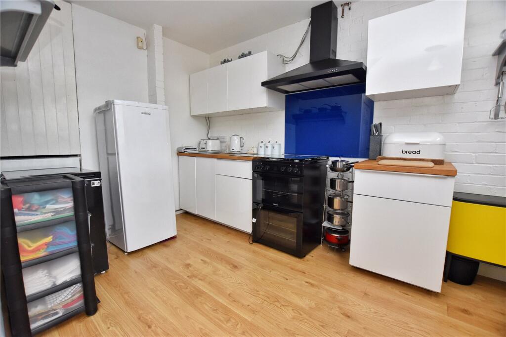 House in Tameside, Greater Manchester - More
