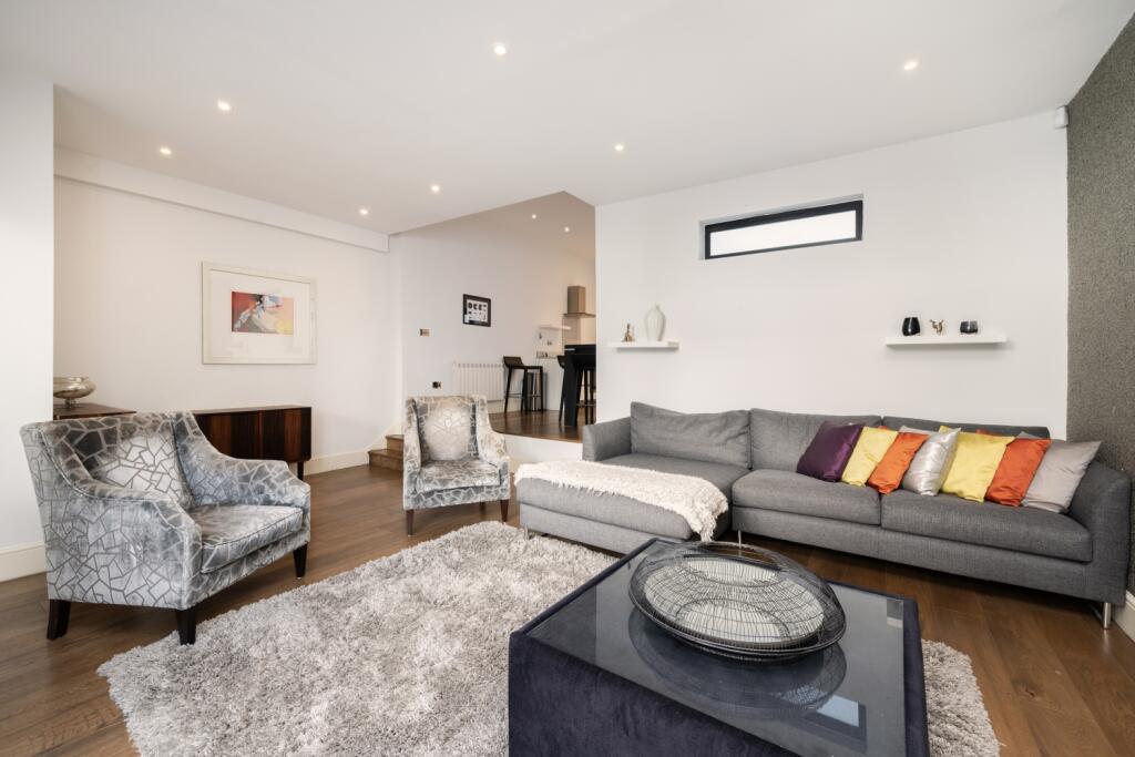 Apartment in London, South Kensington - View 5