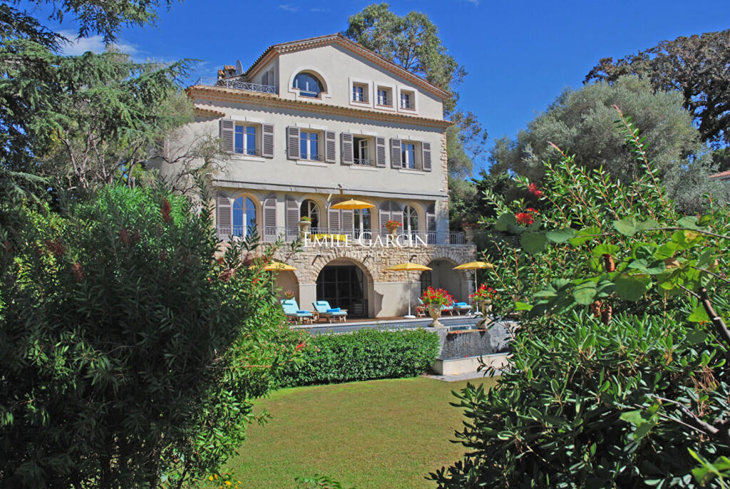 Main image of property: Provence-Alps-Cote d`Azur, Alpes-Maritimes, Cap D'antibes