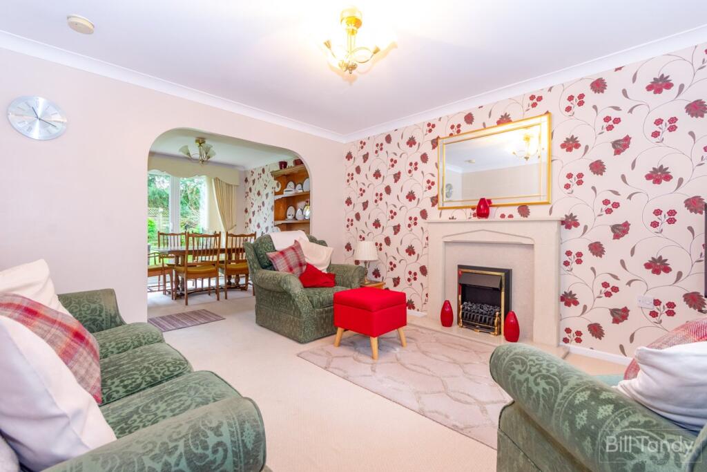 Yorkshire Way, Burntwood, WS7 photo 2