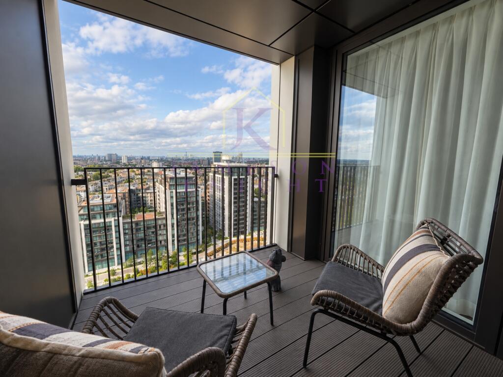 Apartment in London - View 5