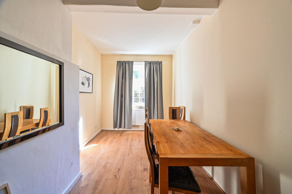 Apartment in London, Taverner Square, Highbury - View 5