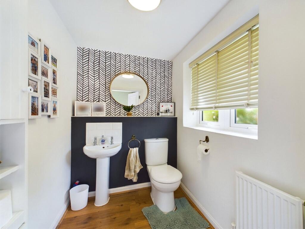House in Slough - View 5