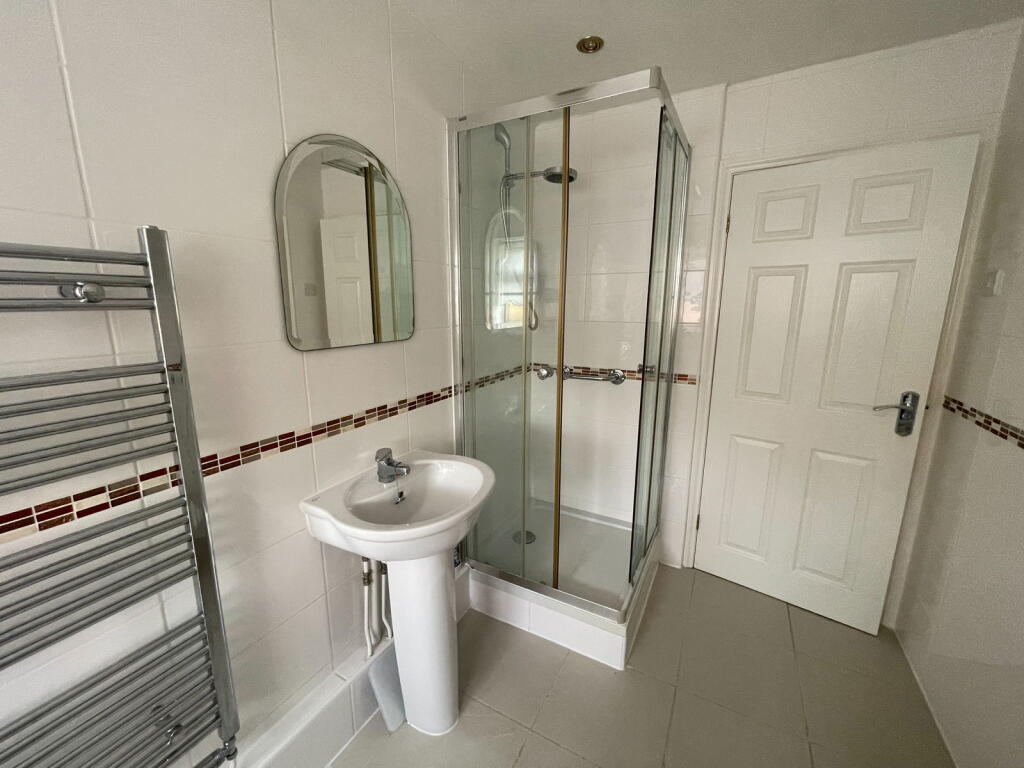 Additional image 10 of High Street, Henley-In-Arden, B95 5HX