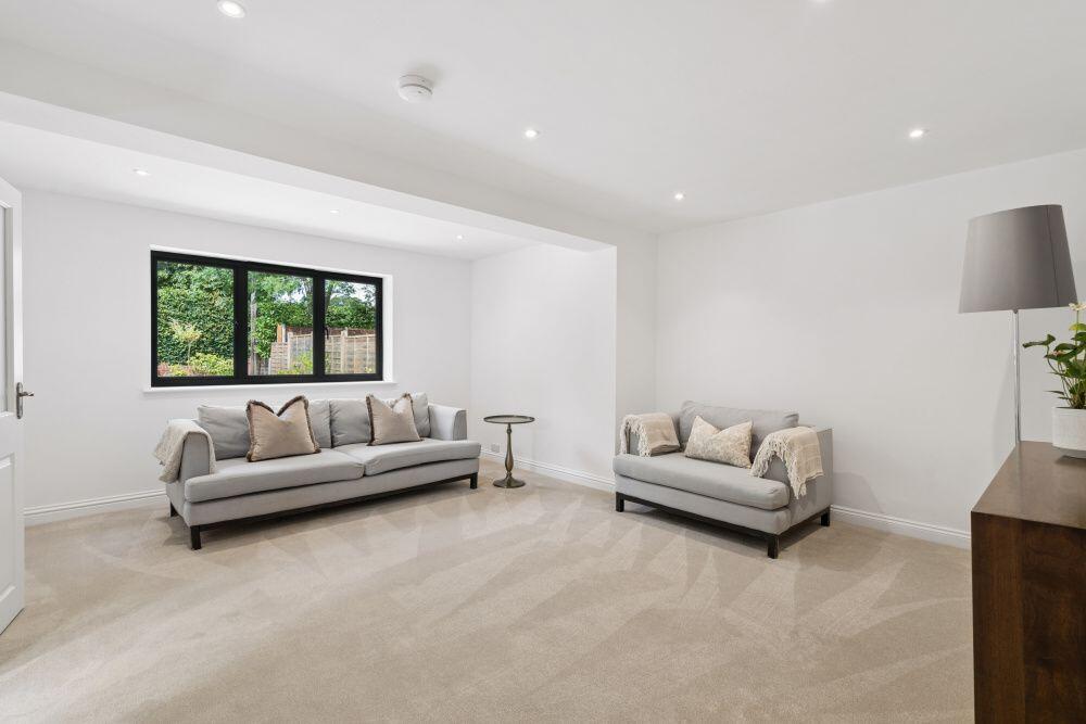House in Stevenage - View 4