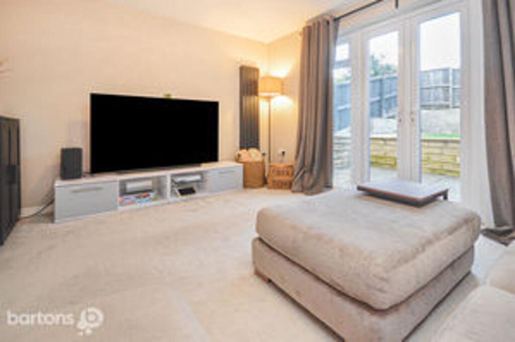 Trueman Drive, Rawmarsh, S62 photo 3