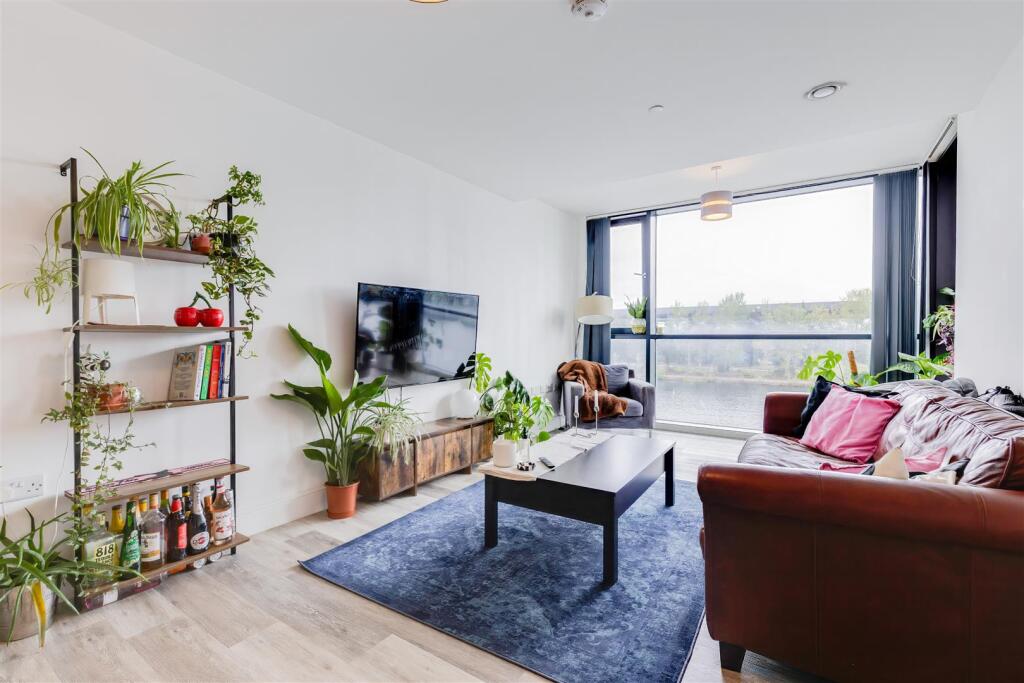 Main image of property: Schooner Wharf, Cardiff Bay, Cardiff