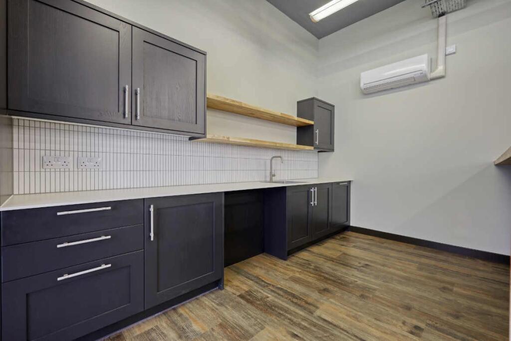 22 Wenlock Road