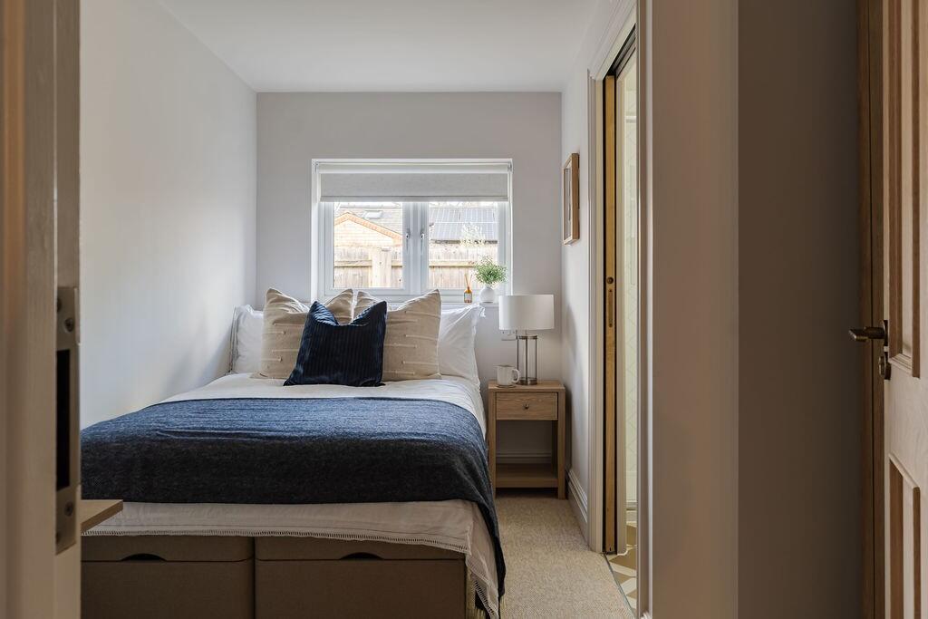 Main image of property: Romsey Road, Cambridge CB1