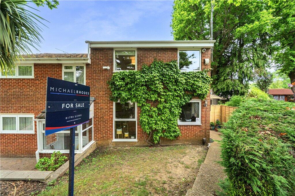 Main image of property: Woodside Road, North Baddesley, Southampton, Hampshire
