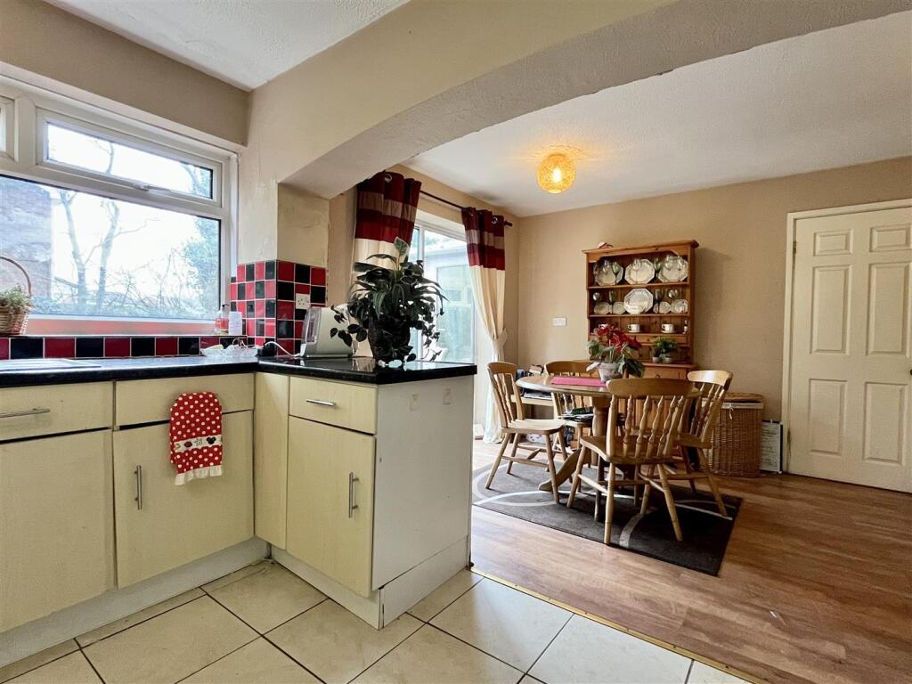 Additional image 9 of Parkfield Drive, Castle Bromwich, Birmingham