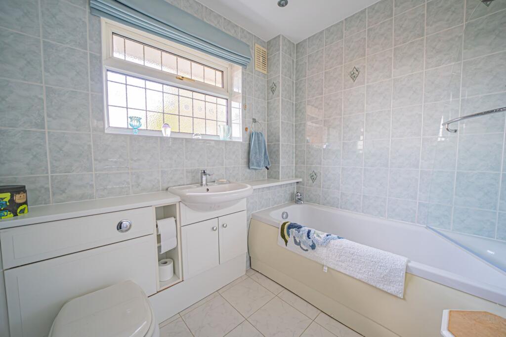 Additional image 17 of Manor Road, Dorridge, B93