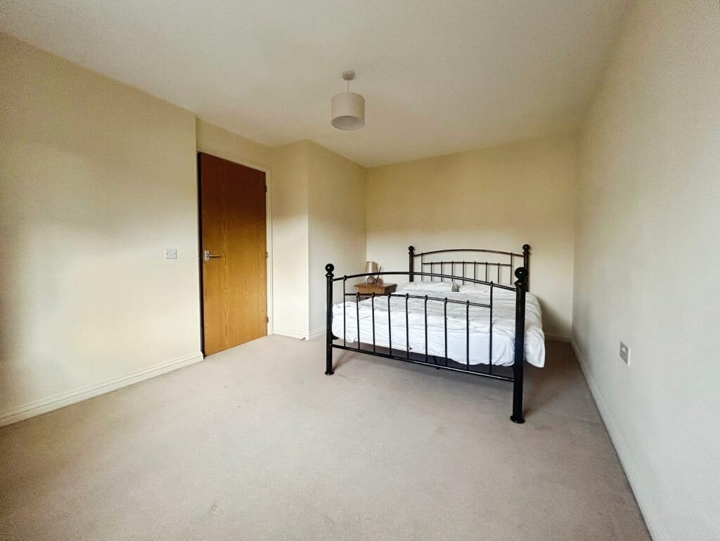 House in Cardiff - More