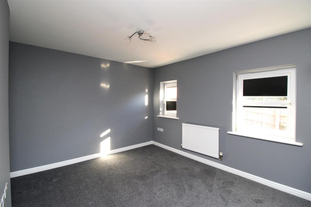 House in Herne Bay, Hunter's Forstal, Talmead - More