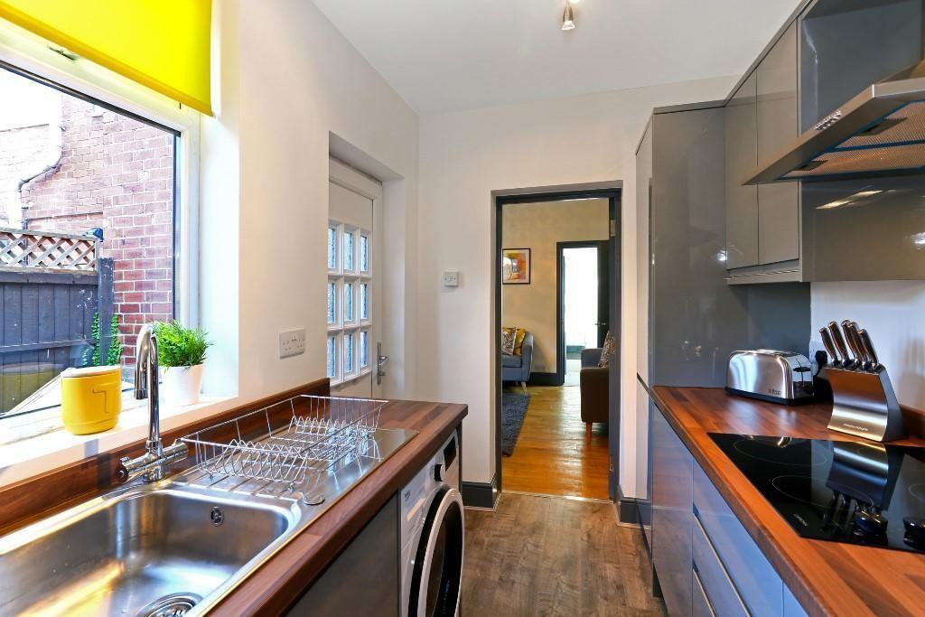 House in Wakefield - View 4