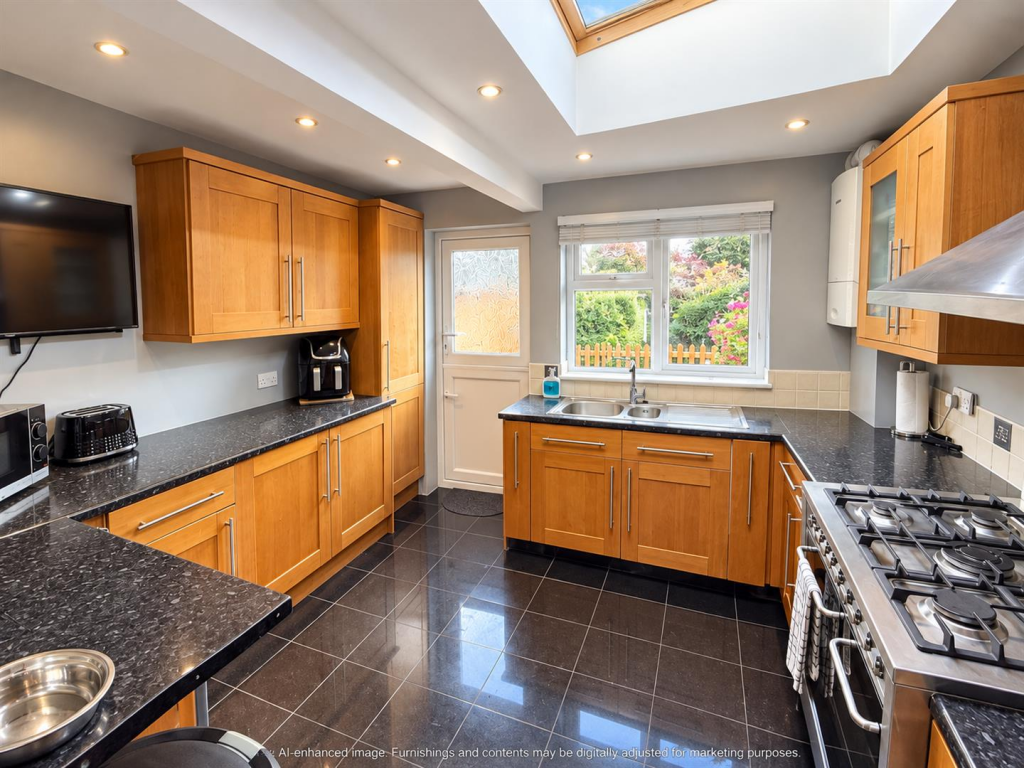 House in Enfield - View 5