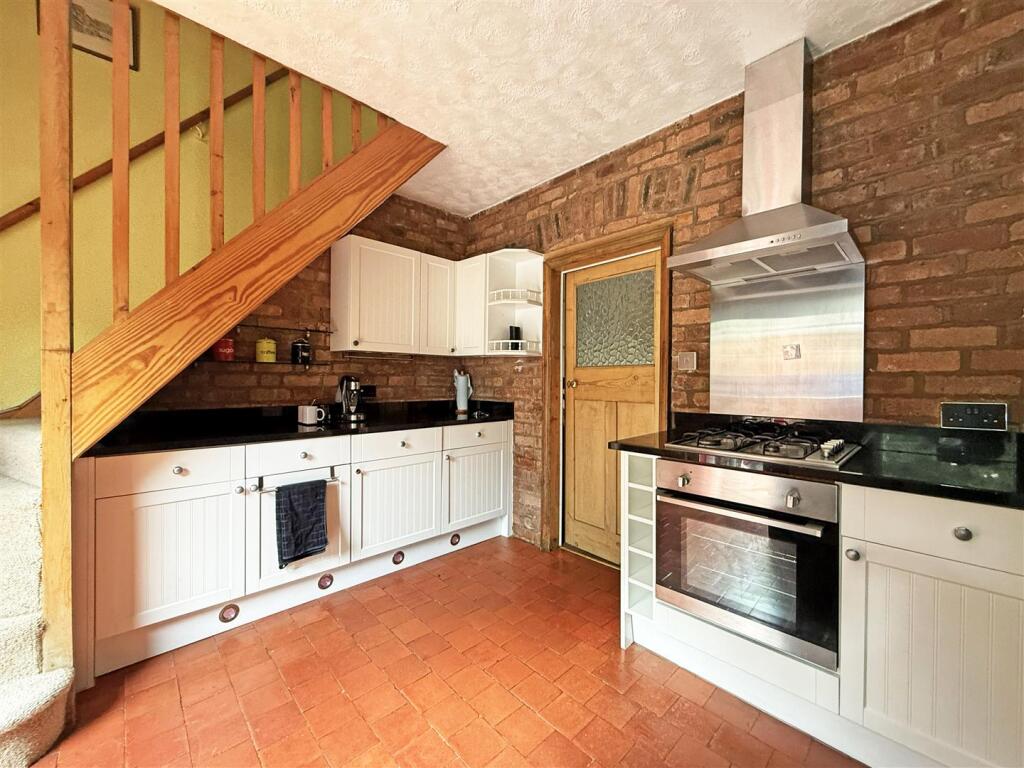 House in Shrewsbury, Shropshire - More