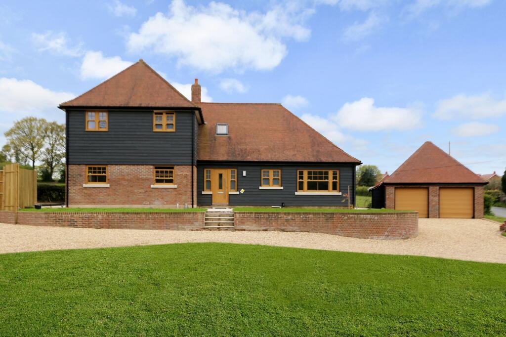 Main image of property: Maddoxford Lane, Botley, SO32