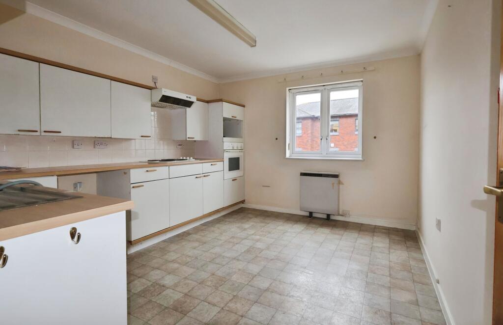 Regal Court, Bancroft, Hitchin photo 2