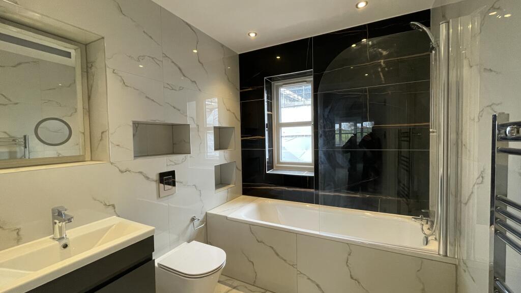 House in Rushmoor, Hampshire - View 4