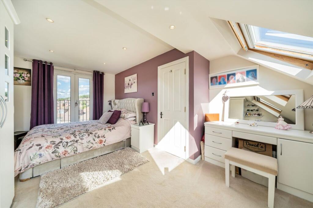 House in London, Eltham Park, Shooters Hill - More