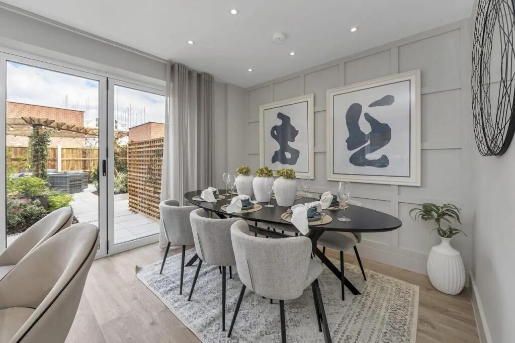 Hopkins Homes at Beaulieu, Beaulieu, Chelmsford, CM1 6FU - View 6