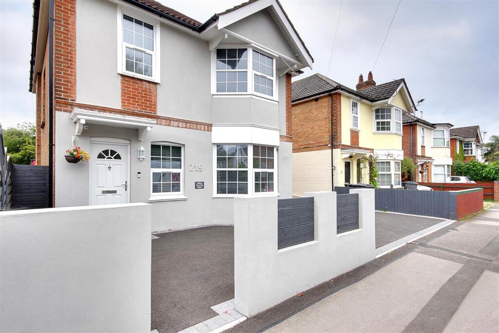 Turay Villa, Capstone Road, Bournemouth photo 2