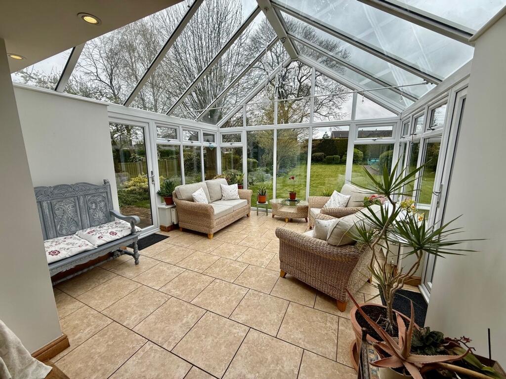 House in Derby, Breaston - More