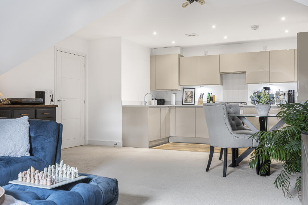 Additional image 7 of Tomlinson Court, Welwyn, Hertfordshire, AL6