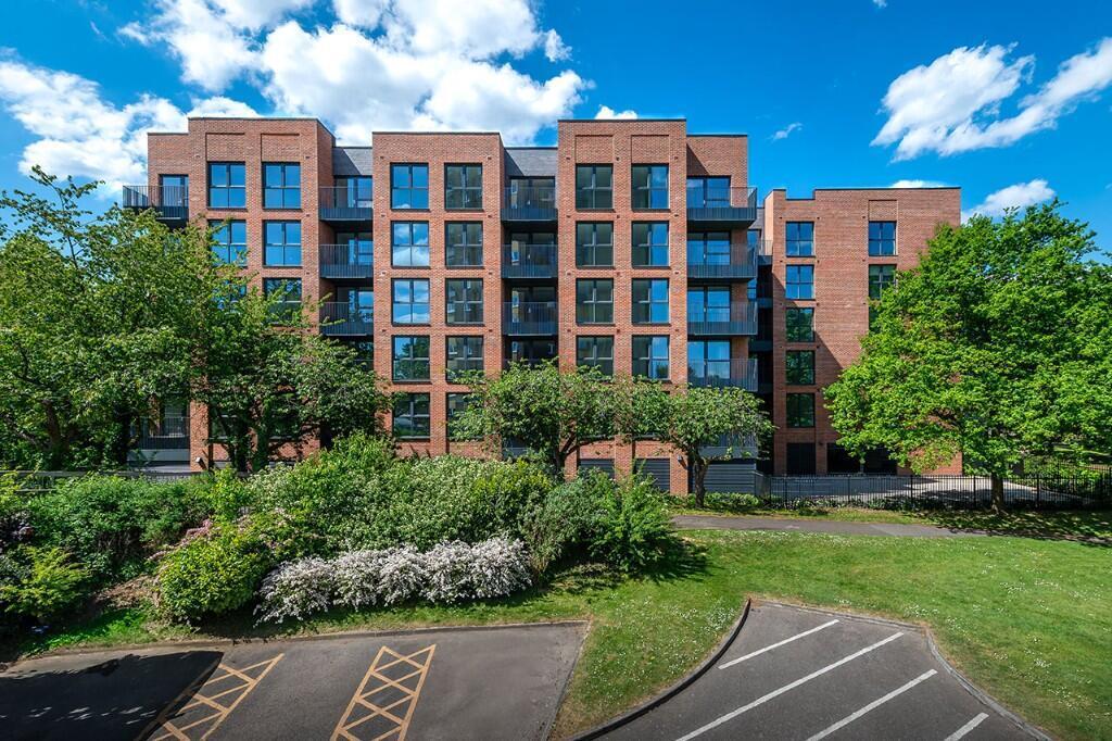 Linkwood Green Silverling House Link Drive Hatfield AL10 8FX - View 4
