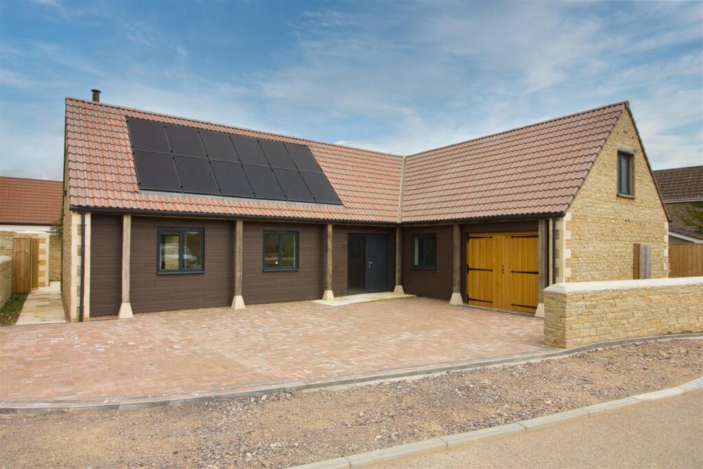 Main image of property: 6 Malford Farm Court, Christian Malford