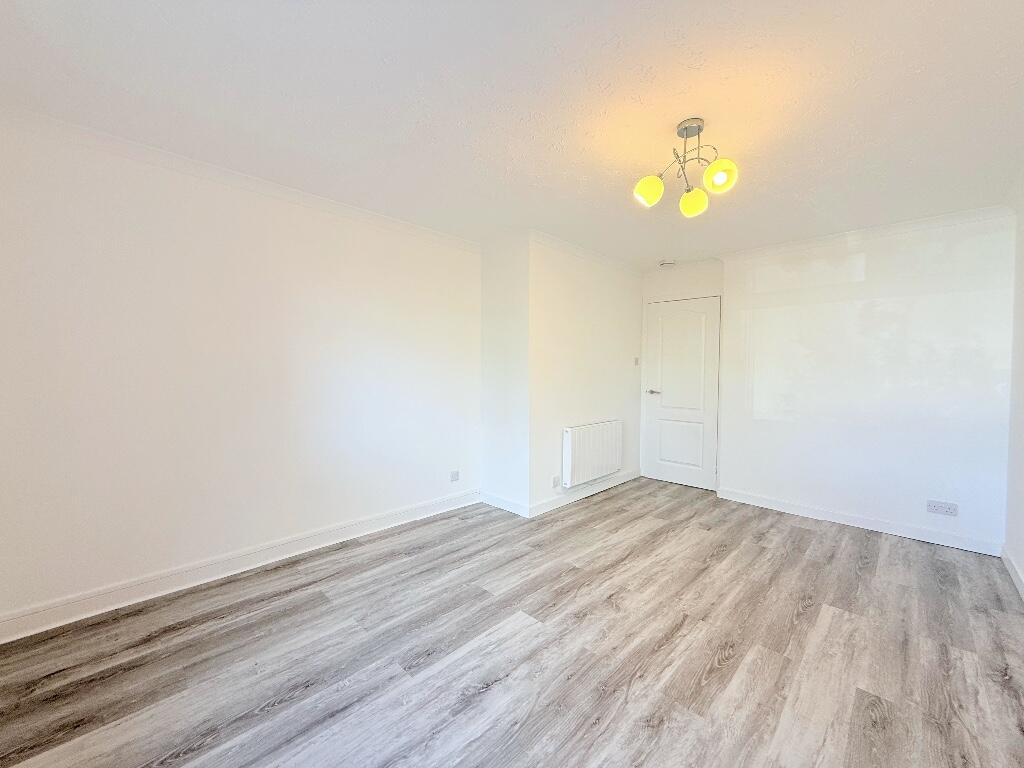 29 Rosebank Avenue, Falkirk, FK1 5JW photo 3