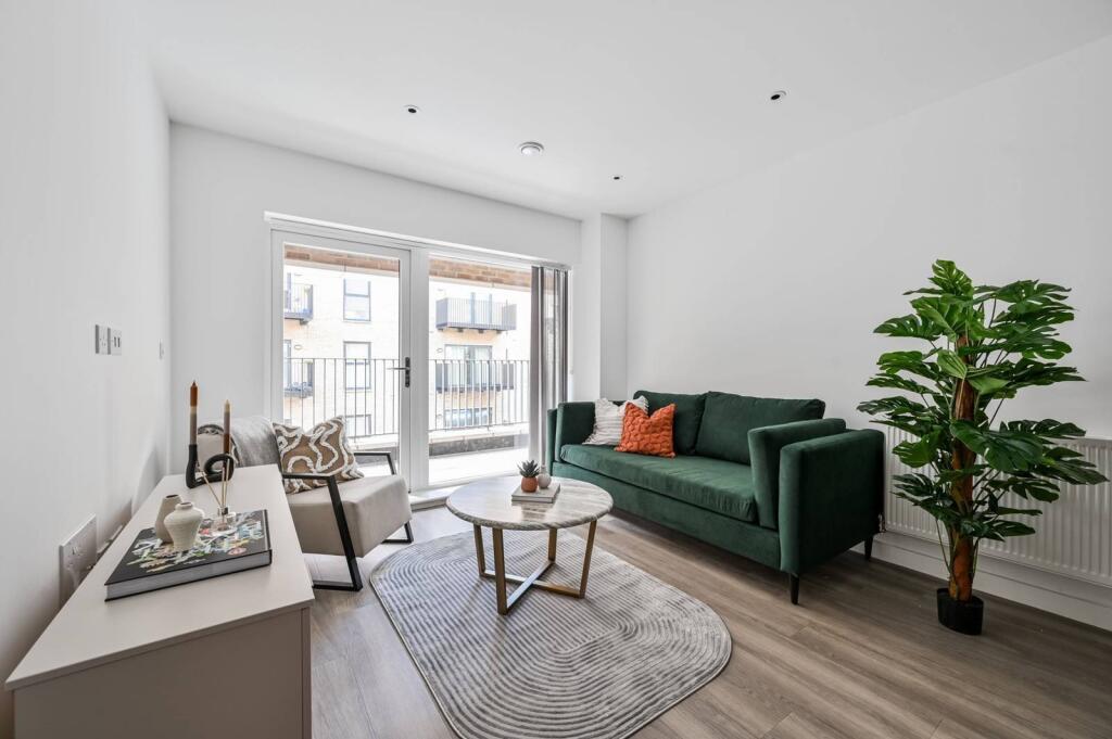 Main image of property: Calvary Court,
Woolwich, SE18