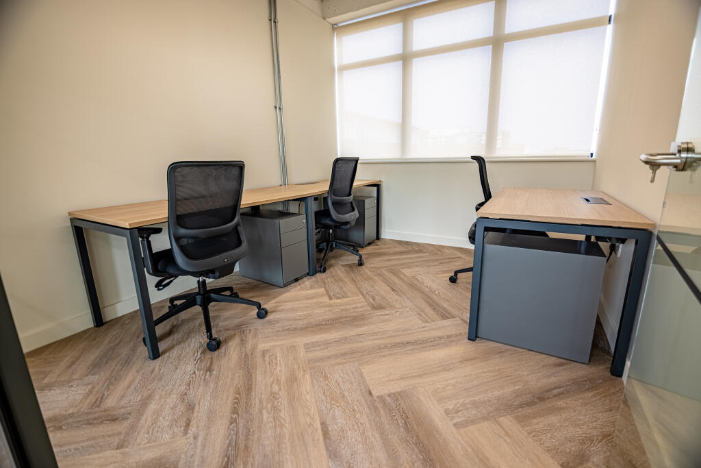 3 Person Office B