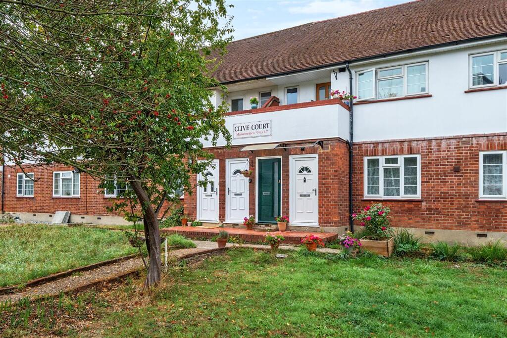 Main image of property: Oakleigh Avenue, Surbiton