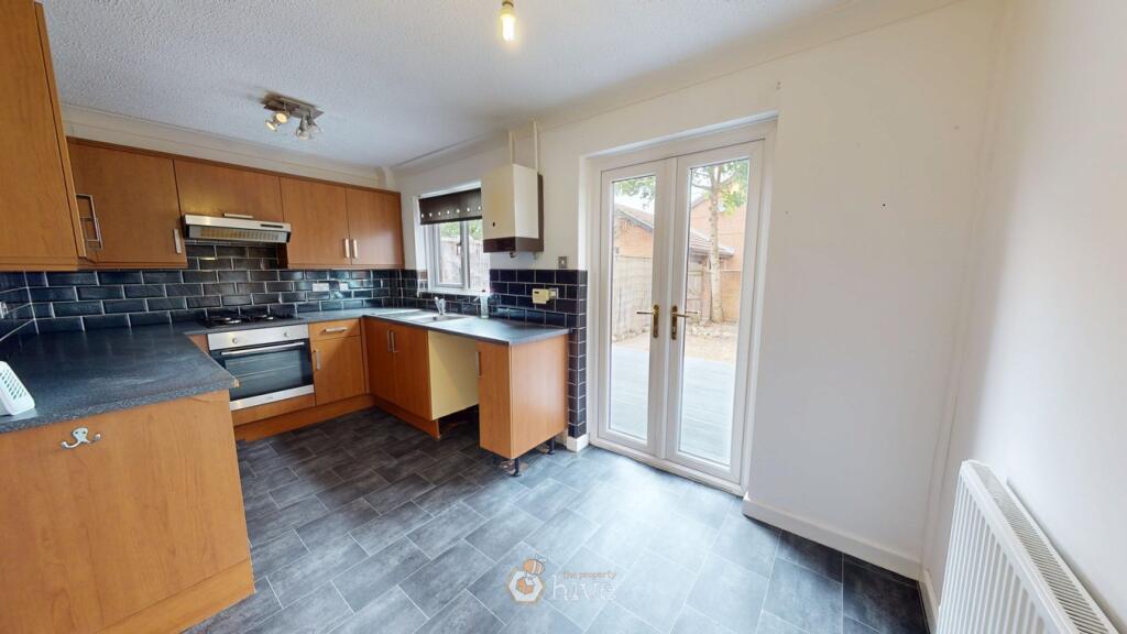 Broadwater Drive, Dunscroft, Doncaster, DN7 photo 2