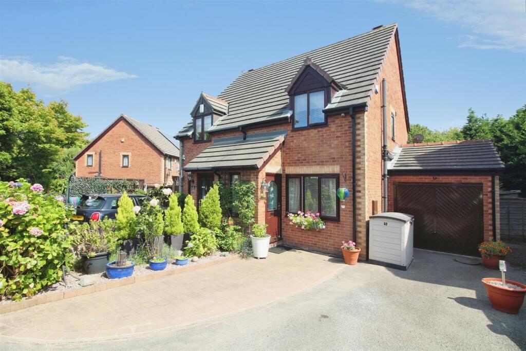 Main image of property: Raylands Court, Leeds