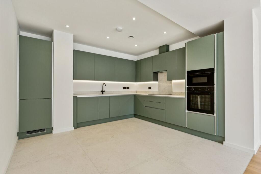 Main image of property: Jeddo Road, Wendell Park, Shepherd's Bush, W12