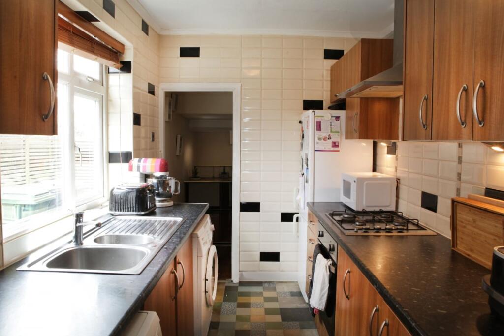 Milton Road, Manchester, M32 - View 4