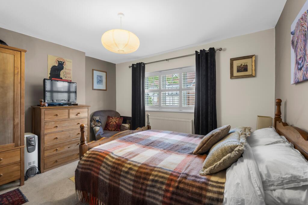 House in Stevenage - View 4