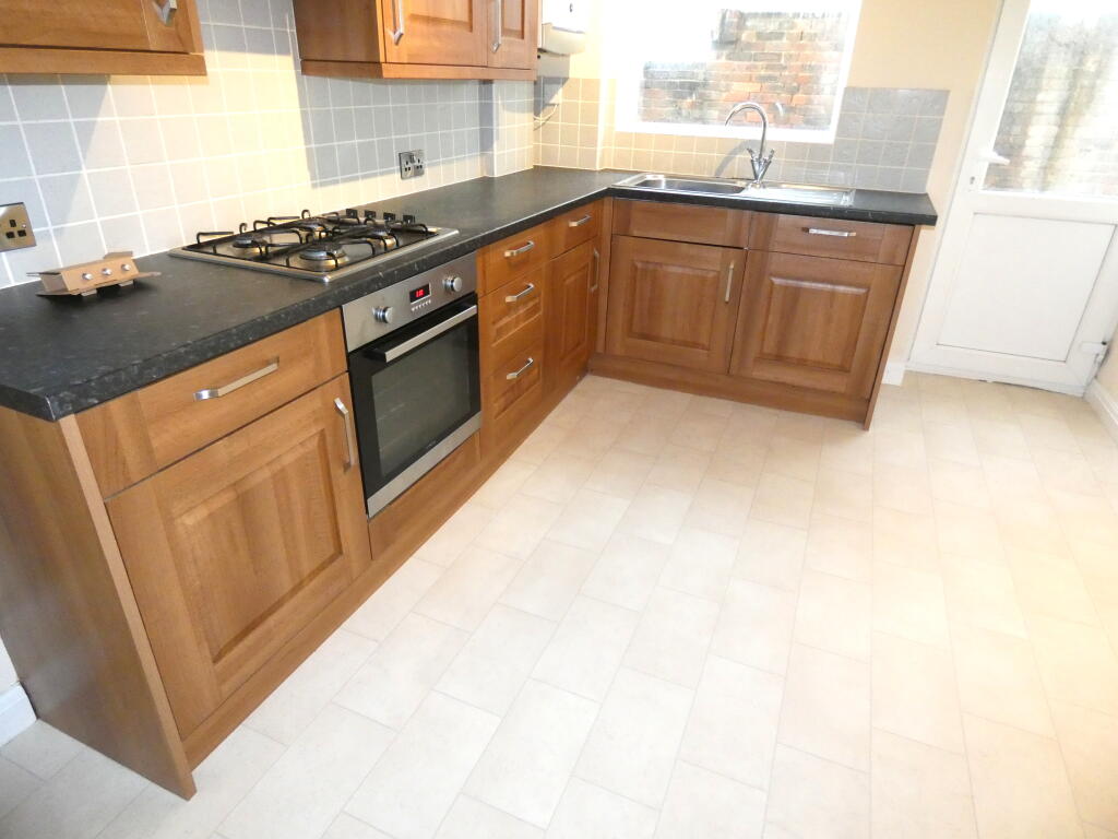 West Parade, Worthing, BN11 - View 2