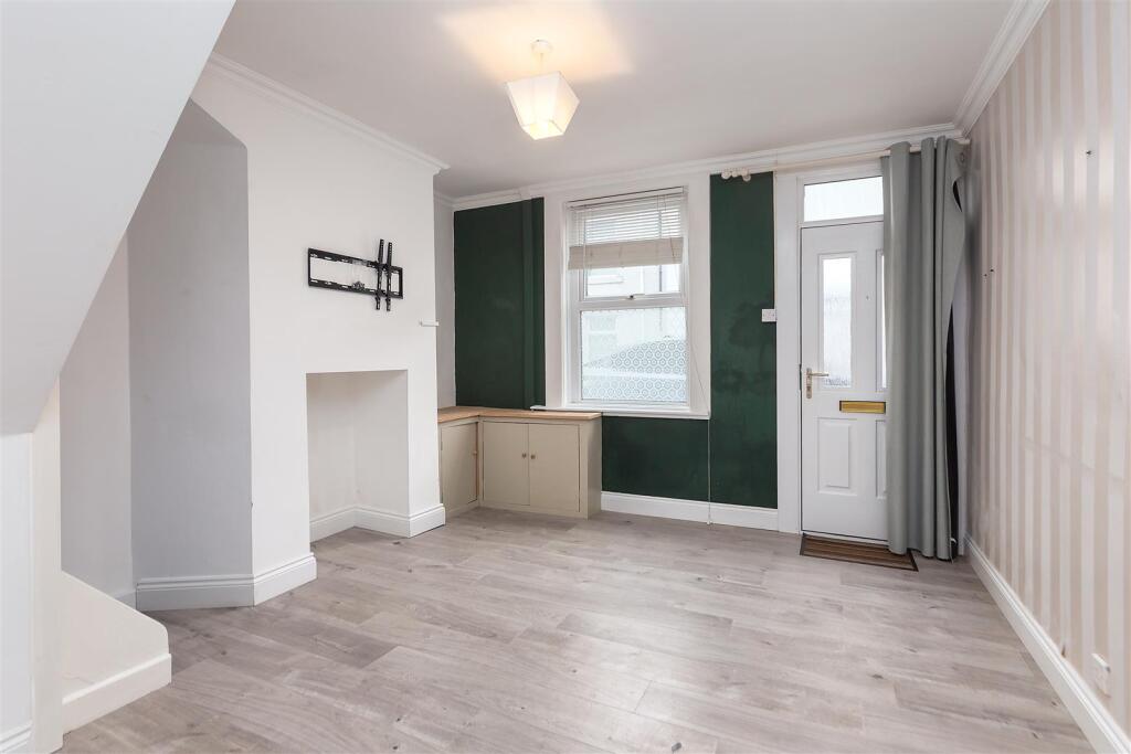 House in Lancaster - View 2