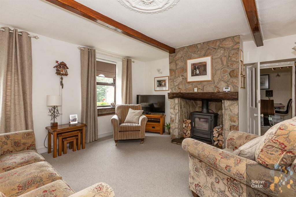 Turnpike Cottage, Stocks Bank Road, Mirfield photo 3