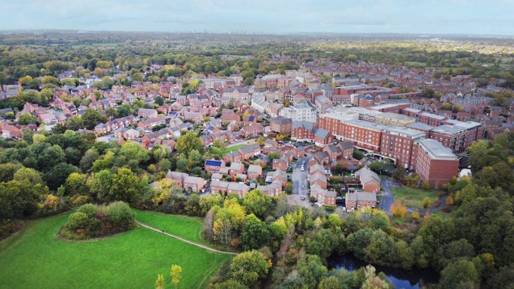 Additional image 4 of Aldershaws, Dickens Heath, Solihull, West Midlands, B90